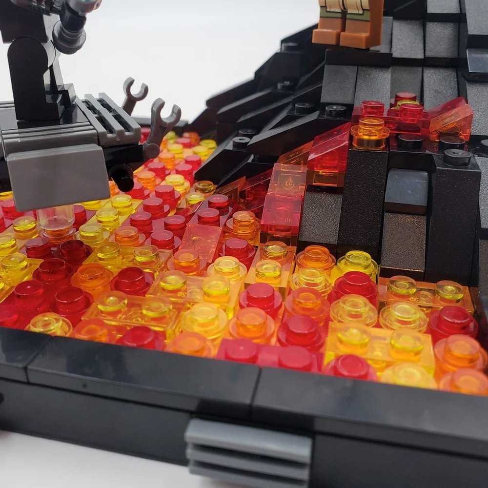 Obi-wan VS Anakin Skywalker Battle on Mustafar Episode 3 Custom Mini Figures - Picture 9 of 10